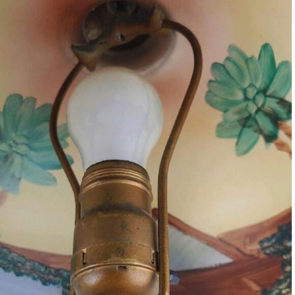 Rare Vintage Reverse Painted Egyptian Style Landscape on Glass Table Lamp. - Picture 6 of 11